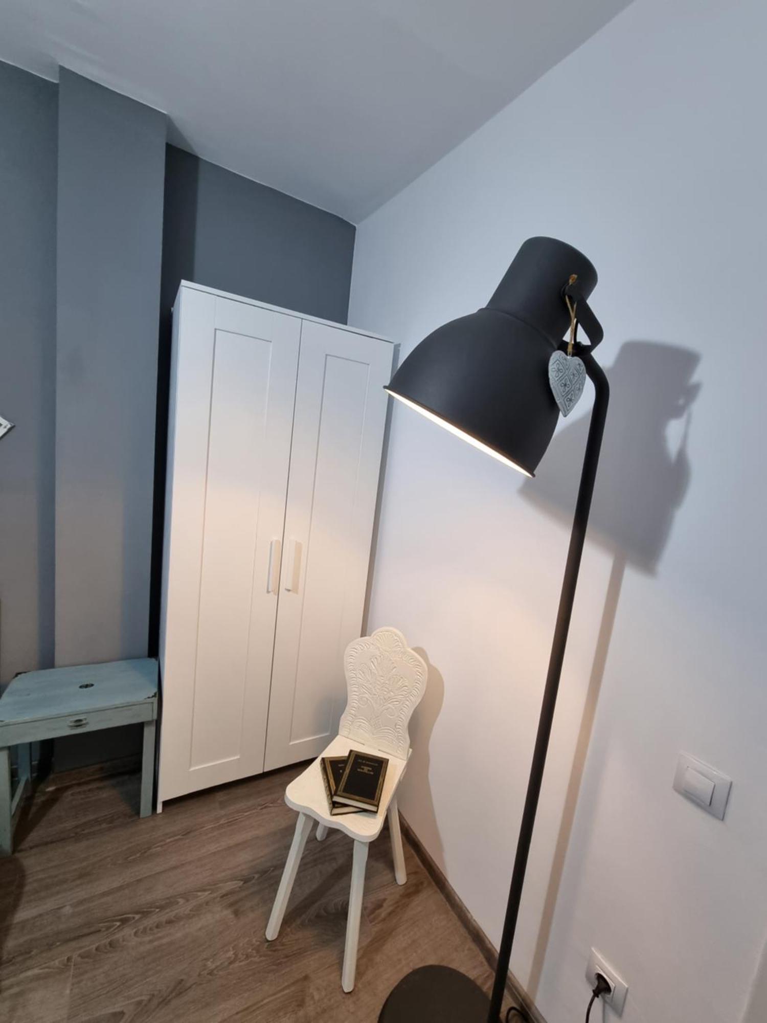 National Arena Retreat, 3 Bedroom Stylish, Cozy Flat Bucharest